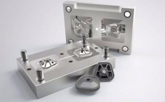 What do we need to pay attention to the plastic mold machining process and machining procedures?
